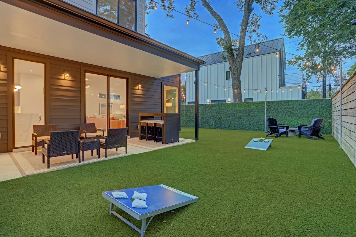 Bachelor(ette) House | East Downtown | Sleeps 24 gallery image 5