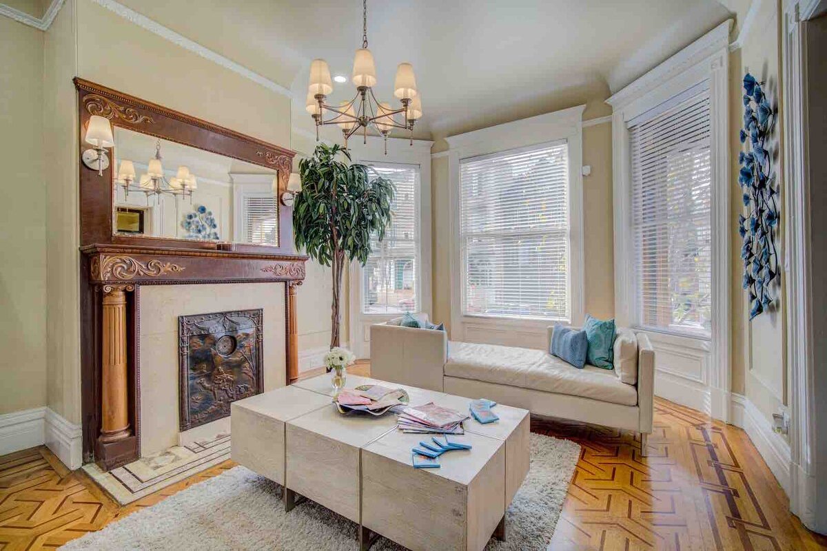 The Painted Man- SF Historic Victorian Mansion gallery image 4