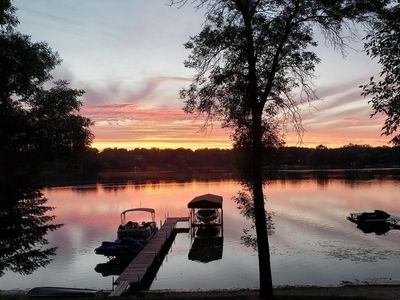CHARMING cabin getaway just 1 hour from MPLS!