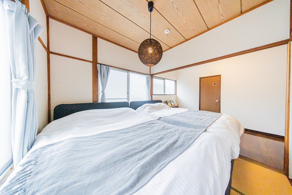 冷暖房完備/90㎡/5寝室/最大14人一軒家貸切/ディズニー&チームラボ&キッザニア15分/WiFi gallery image 3