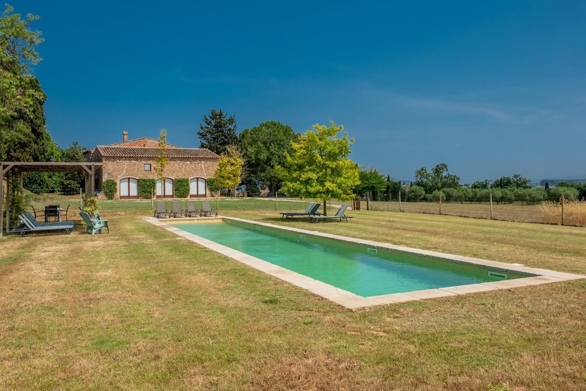 Villa con encanto y piscina, gallery image 5