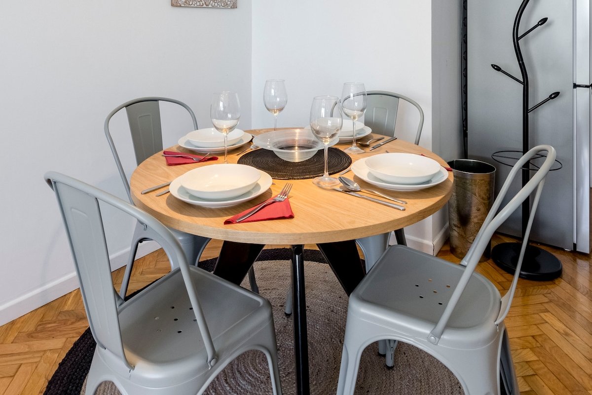 Lovely views Madrid. Gran Via. Callao 2 BD AC gallery image 3