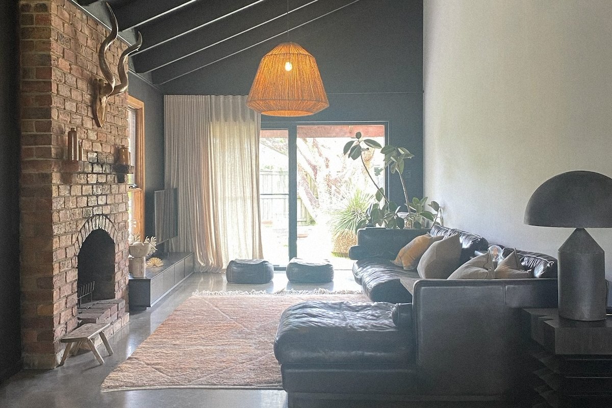 MAIN BASE Byron gallery image 5