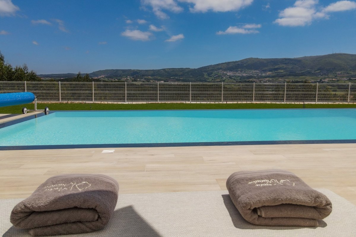 LUXUEUZE VILLA MET VERWARMD ZWEMBAD, PETANQUE gallery image 4