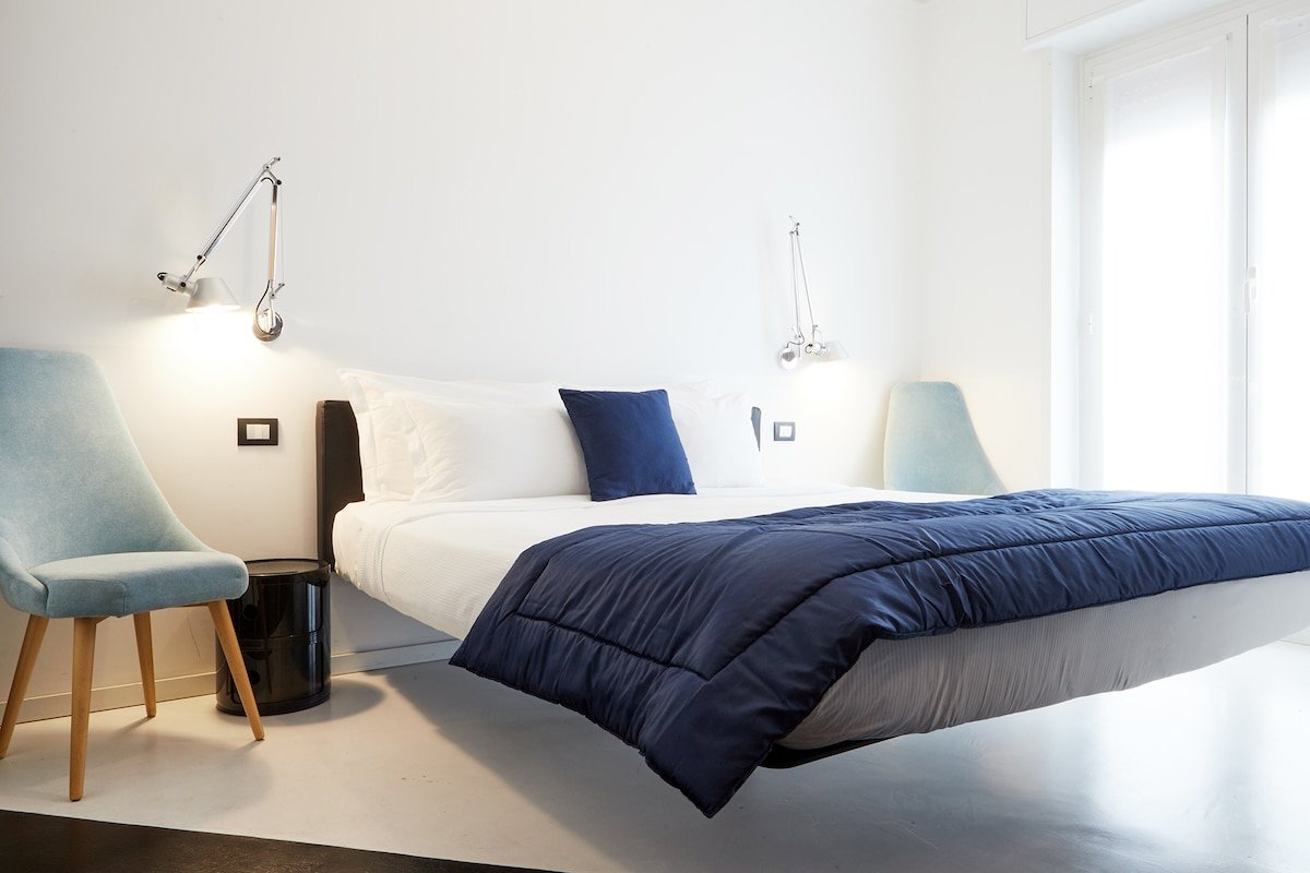 Lussuoso attico zona Duomo 3 suites e tre bagni gallery image 2