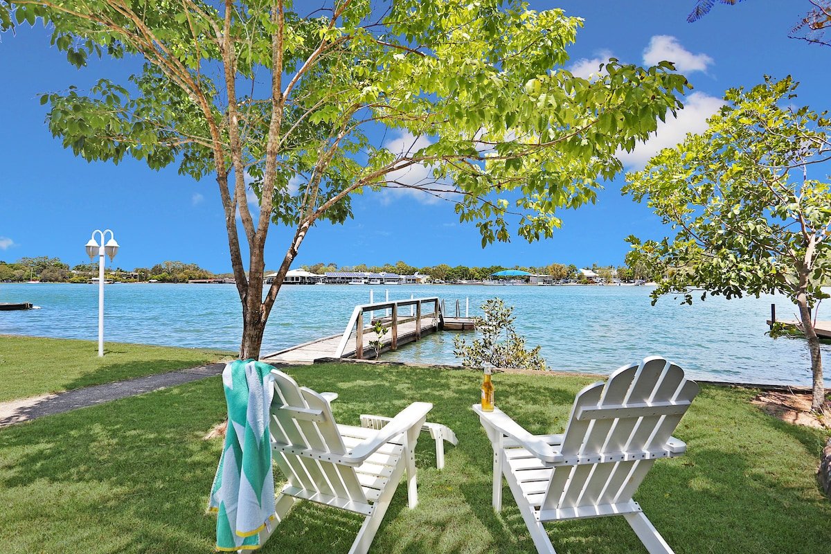 The Shore House – Waterfront on the North Shore gallery image 4