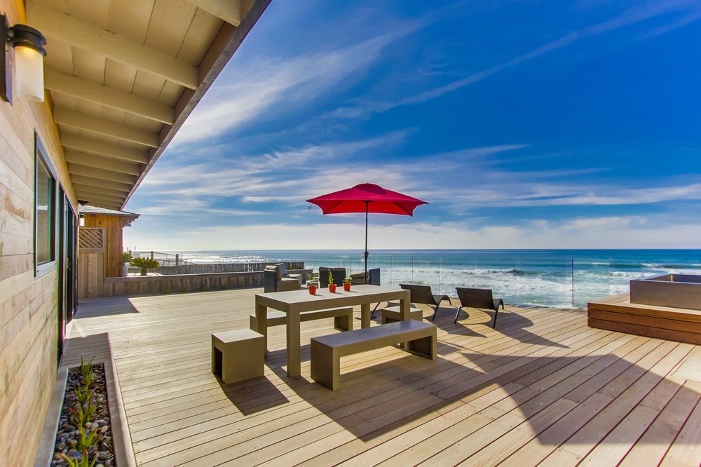 VILLA BERMUDA BEACH – New Luxury Oceanfront Home gallery image 4