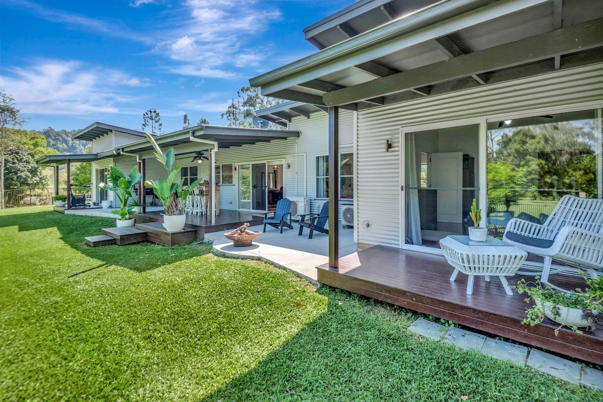 Lumeah by the Creek – HIRE ALL! gallery image 3