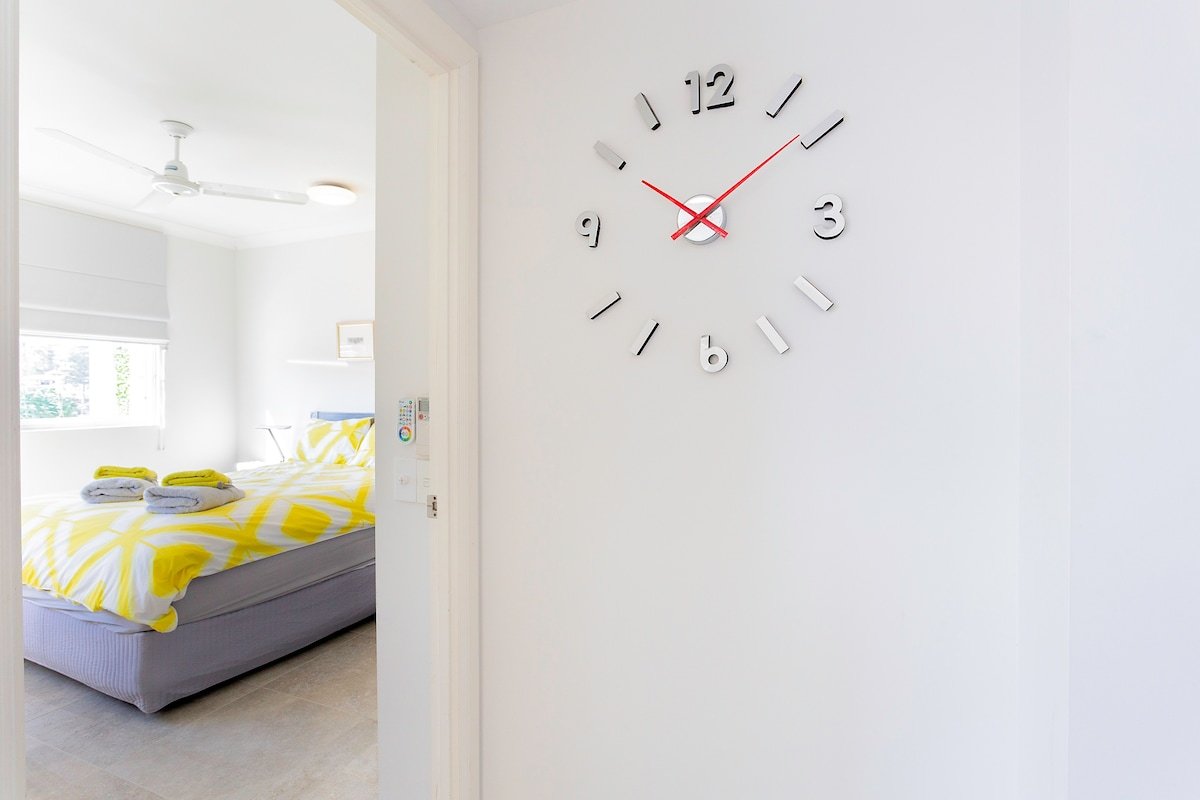 Luxury Waterfront 3BR Apartment gallery image 5