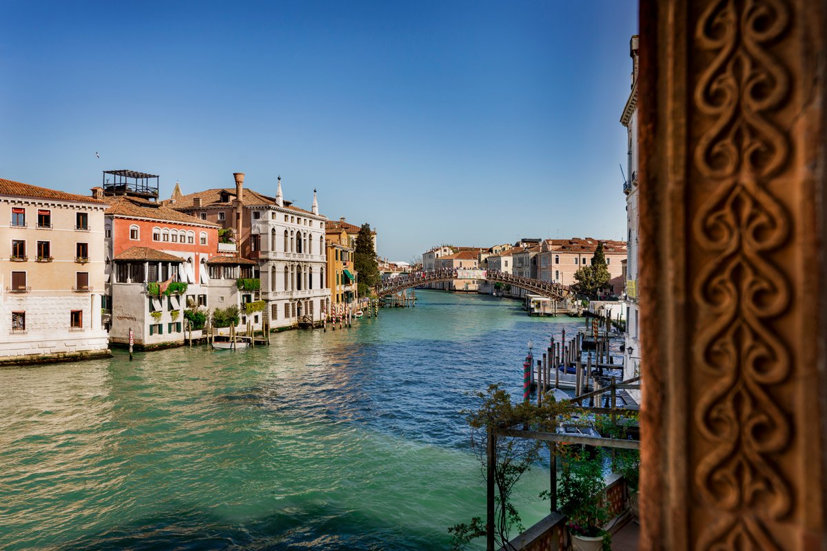 Ca’ Mainella Grand Canal View in Dorsoduro