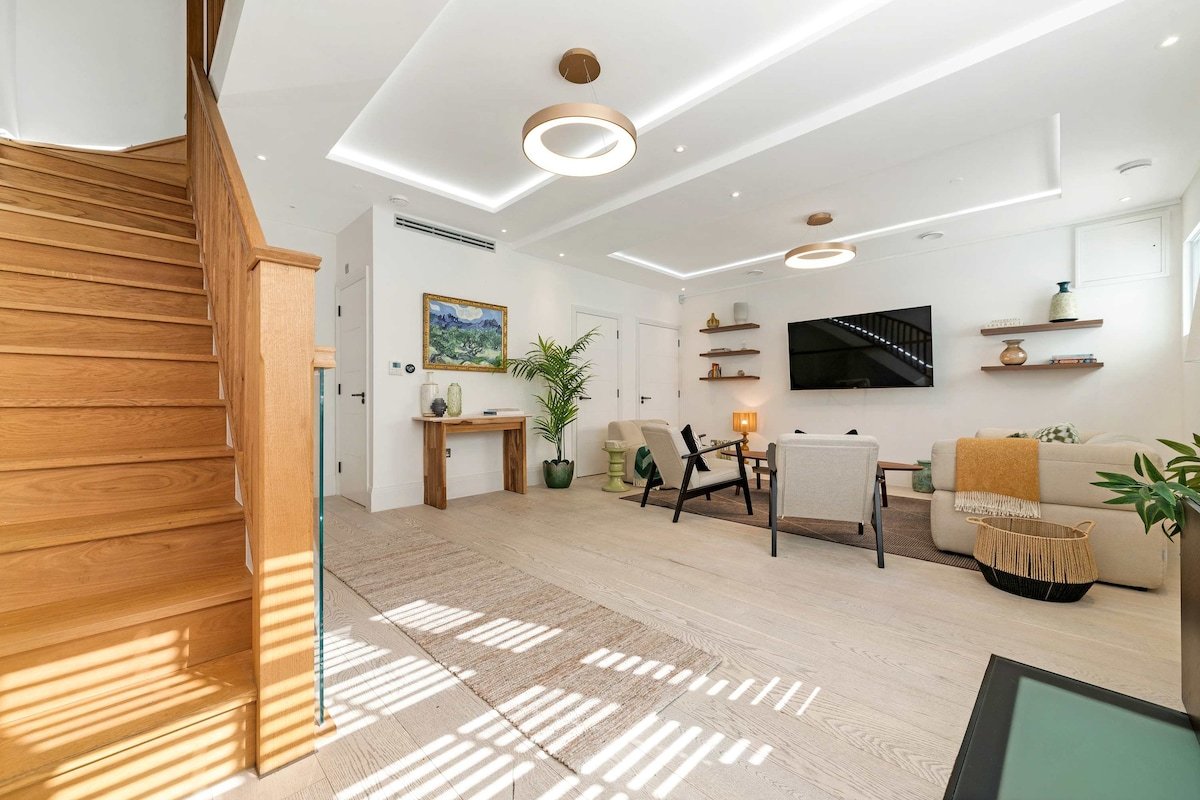 Knightsbridge Mews (KM120) gallery image 3