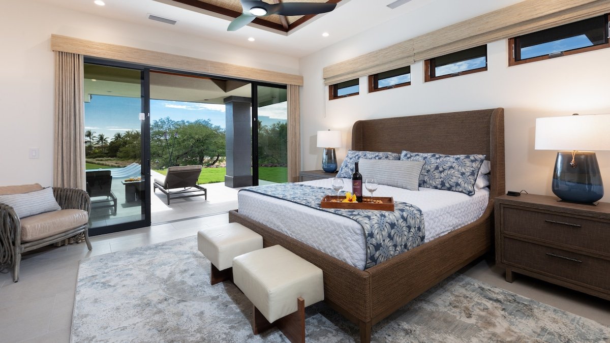 PiH: Hawaiian Elegance ~ walk to Mauna Kea Beach gallery image 2