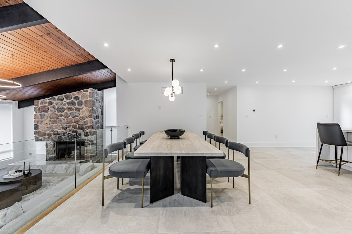 Design & Comfort-Stunning Modern 3 BD/4 Bath home gallery image 3