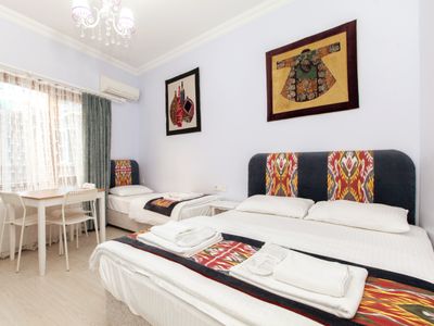 H-Group Trip? Privacy? 3 Flats 5 Baths Sleeps 15