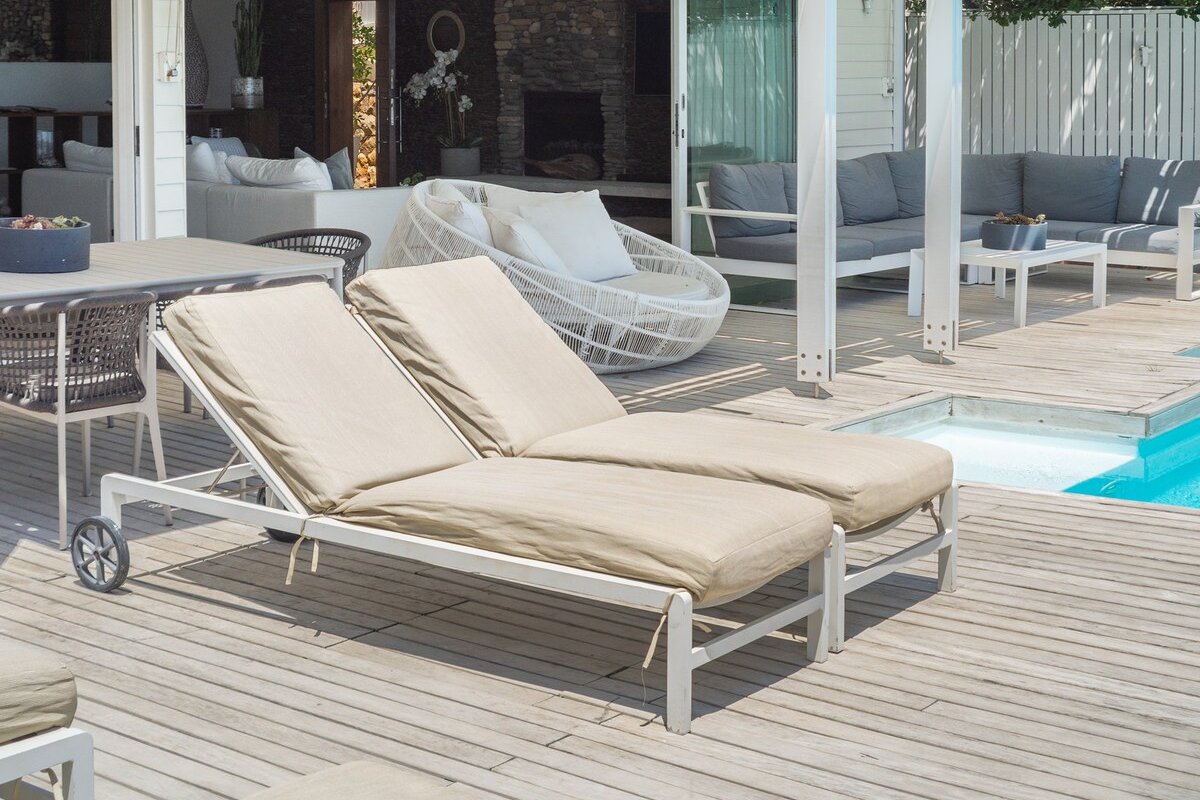 Glen Beach Bungalow Main House gallery image 3