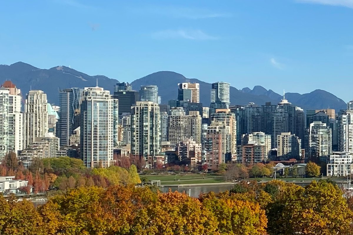 Character house overlooking city & mountain views