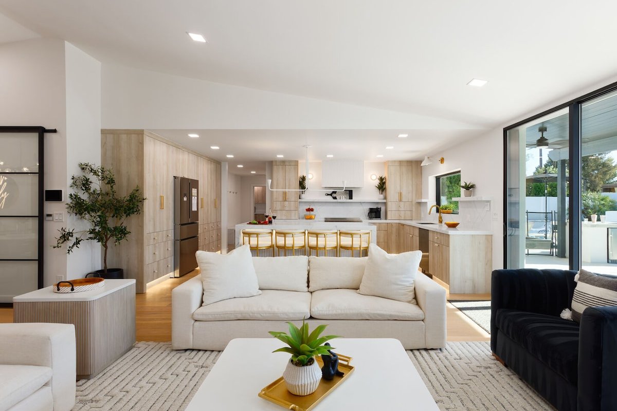 D&G Retreat-Pool & Sports Court-Central Scottsdale gallery image 5