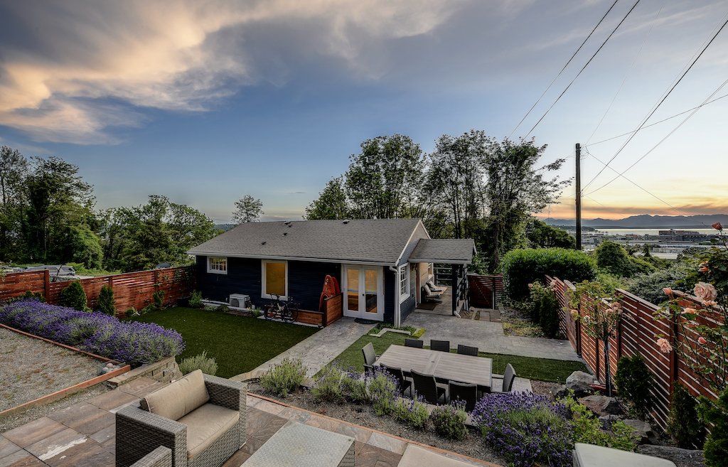 Craftsman home near Stadiums with stunning views