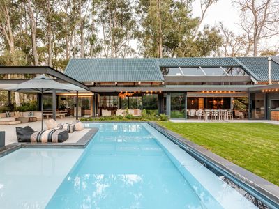 Contemporary Luxury Home in Constantia