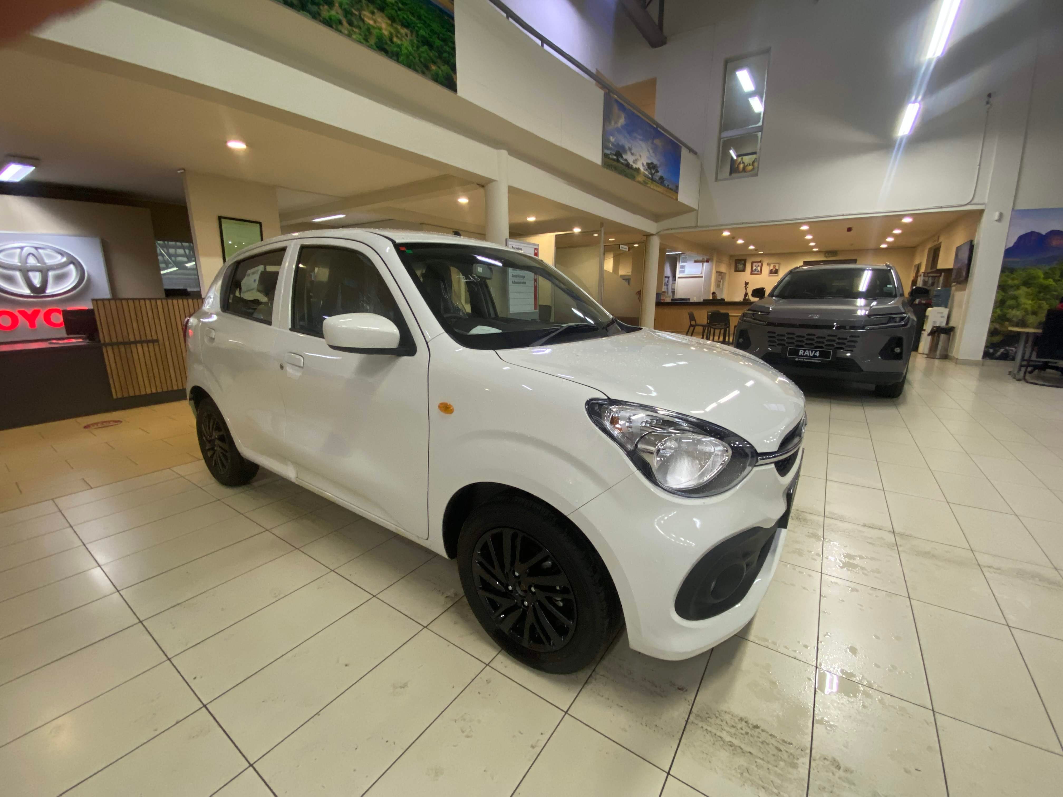 TOYOTA VITZ 1.0 XR AMT for Sale in South Africa