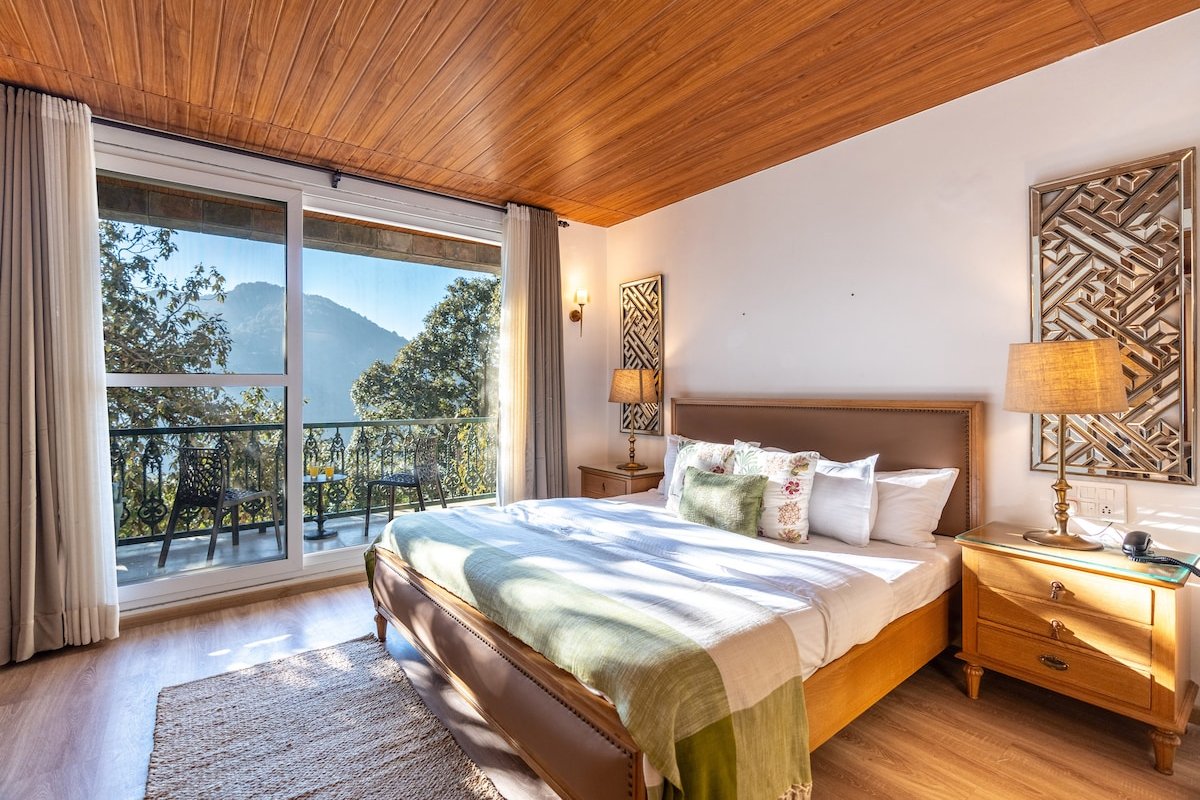 Naiintara – Lake View Villa gallery image 2