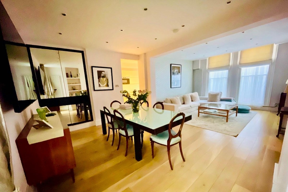 Elegant Chelsea home spacious 3 bed & 3 bathrooms gallery image 2