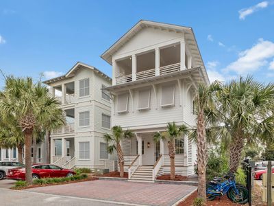 Luxe brand-new home 2-min to Peddler’s Pavilion