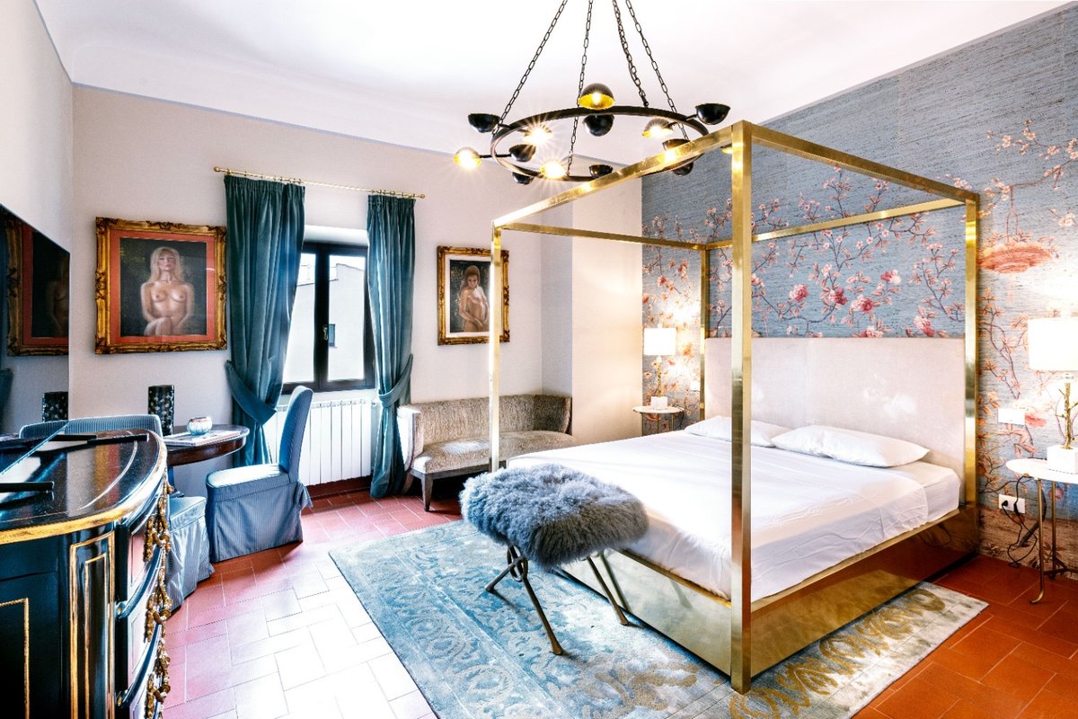 Lussuoso appartamento in Piazza de Carmine.