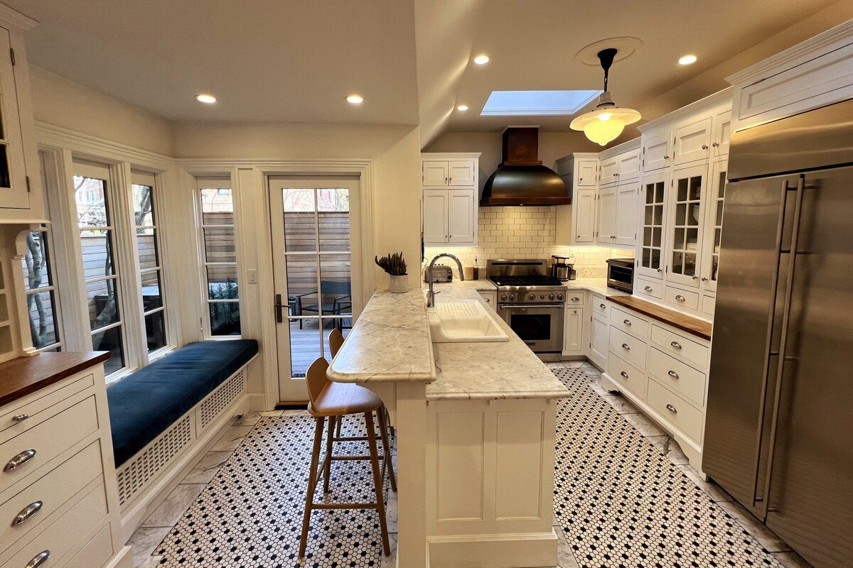 Beautiful Townhouse Boston’s South End gallery image 5