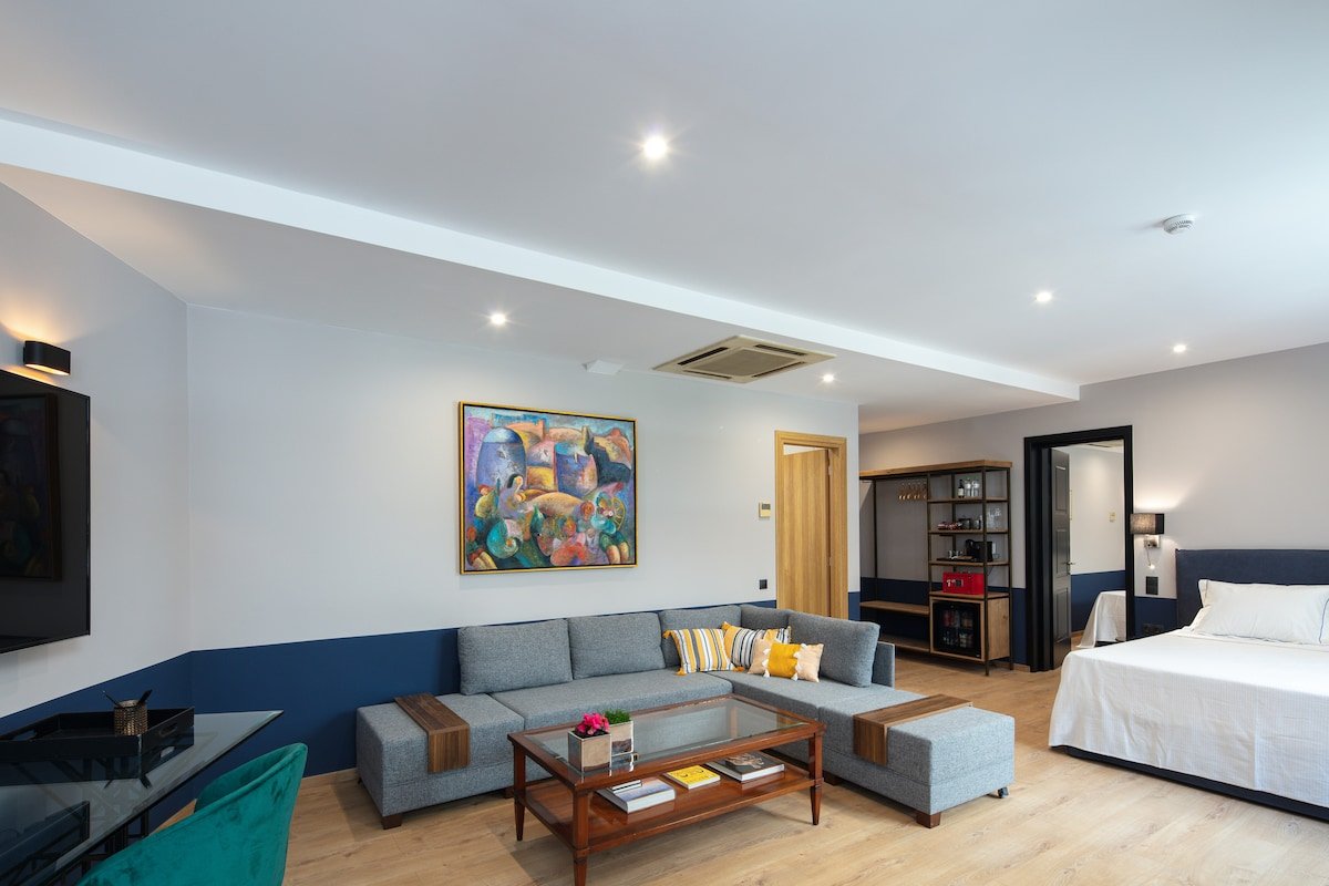 The Vault Athens – Grand Connecting Suite,CityView gallery image 5