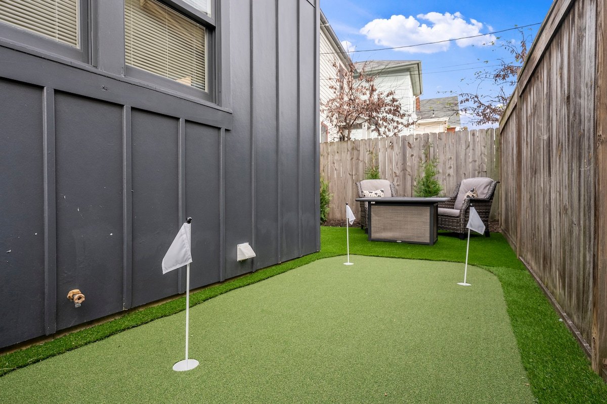 Luxury Short North Home with Putting green! gallery image 3