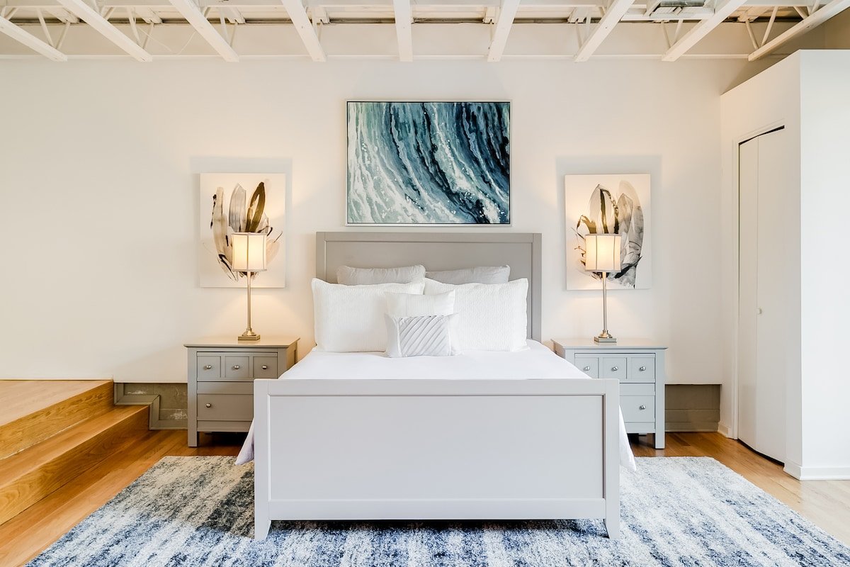 The Shiloh – Hollywood Hills Modern Architectural Star gallery image 2