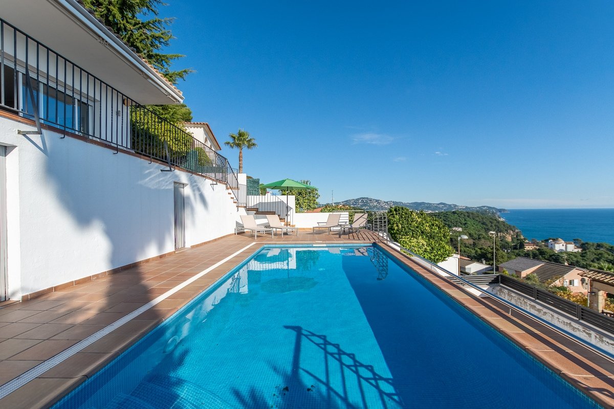 ★ CoastalVillas – Villa Blue Bay ★ beautiful views gallery image 3