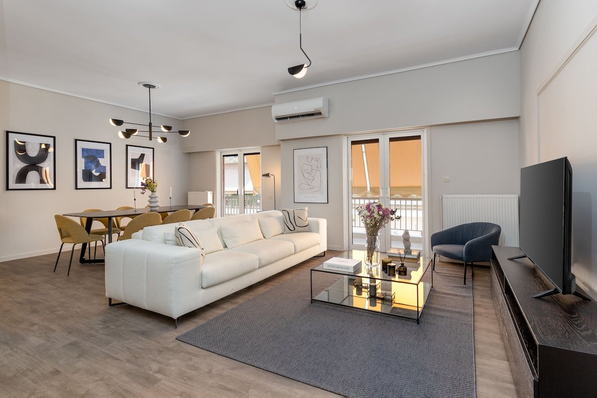 Penthouse- The Beehive Apartments Athens gallery image 2