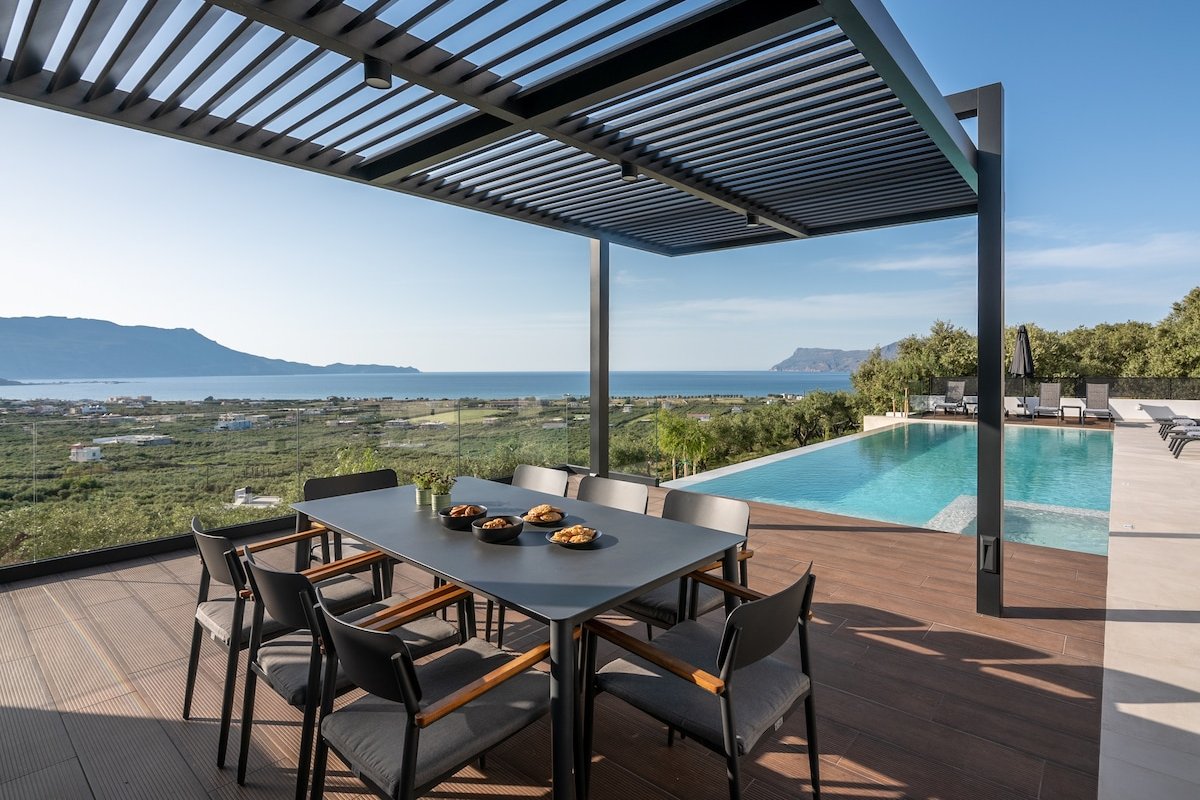 Villa Phos | Luxury, private pool&stunning seaview gallery image 4