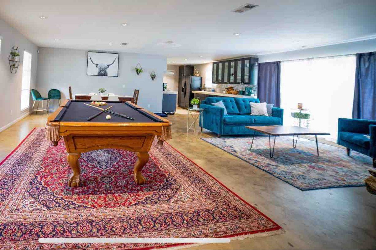 Barton Hills Beauty on Greenbelt near Zilker Park gallery image 4