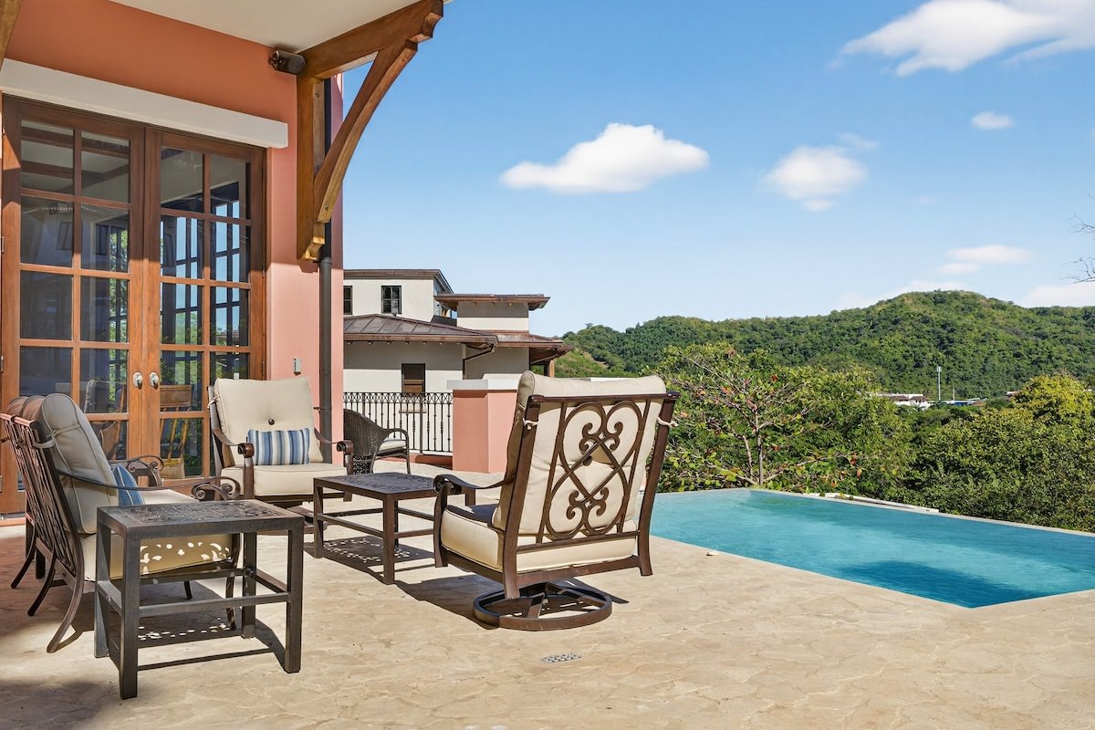 Oceanside Villa With Pool & Terrace -Casa Pacifica gallery image 4