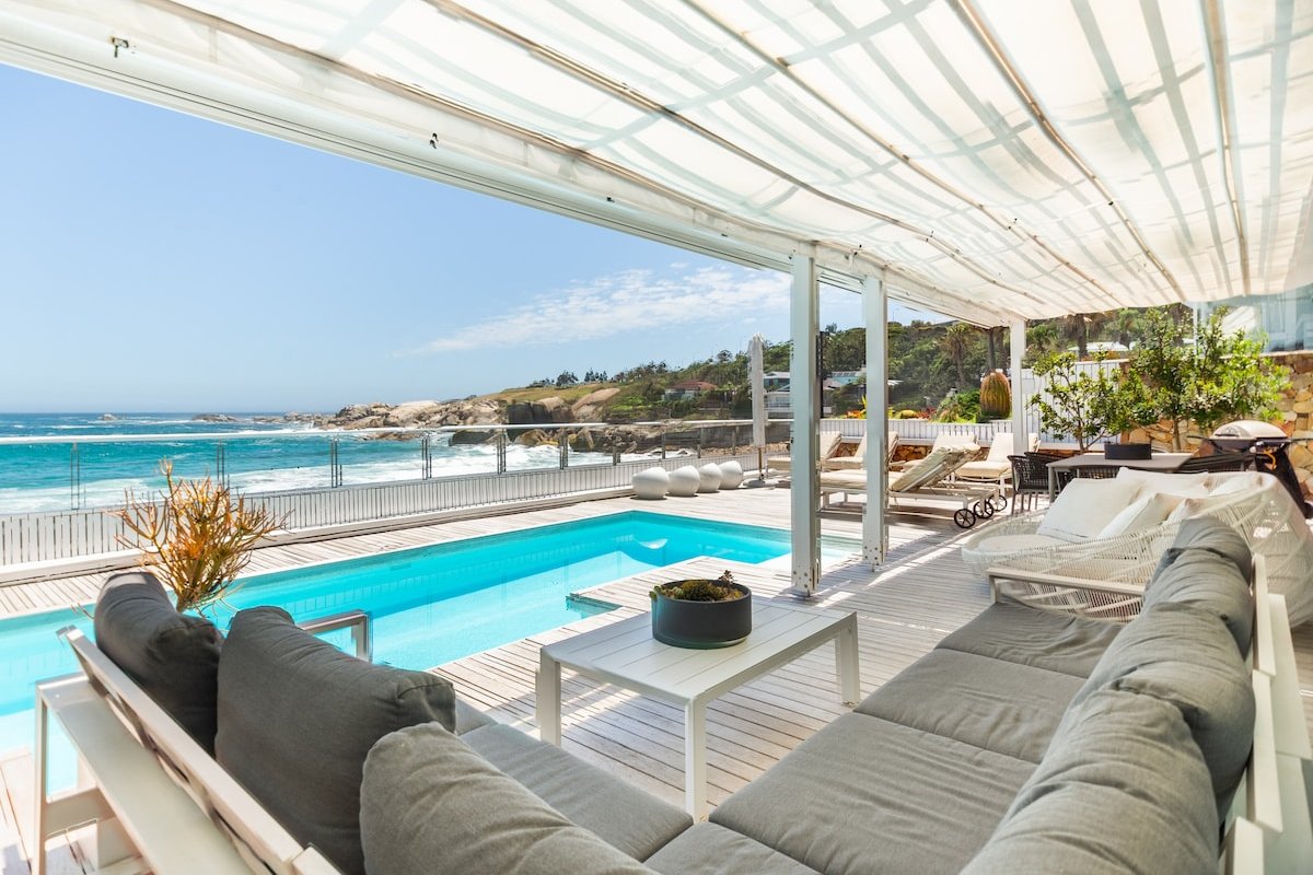 Glen Beach Bungalow Main House gallery image 2