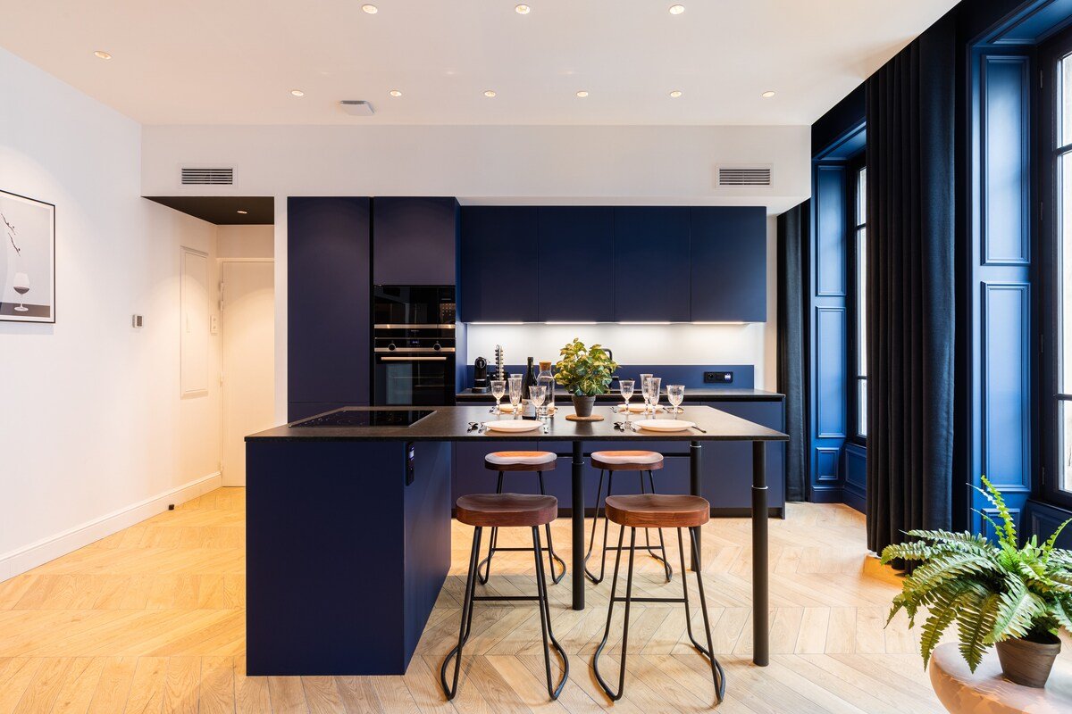 Authentic Apartment (2BedR & 2BathR) – MOHOM gallery image 4