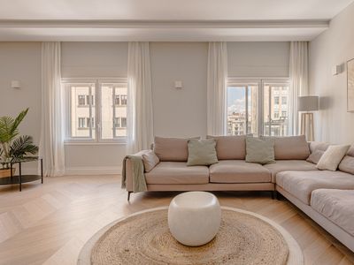 Stunning 8 pax apartment close to Puerta del Sol