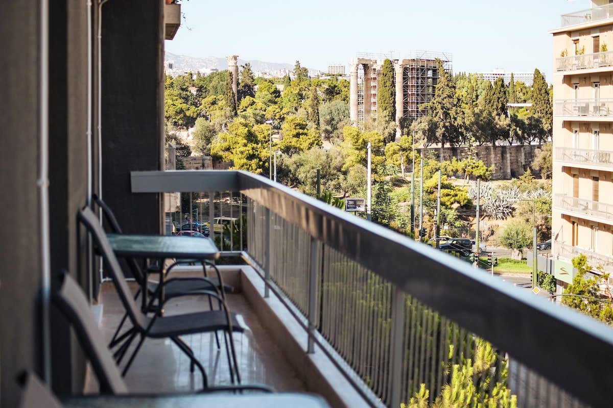 3BD w/ Temple of Zeus View – 5min to Acropolis gallery image 2