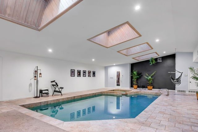 NEW The Texas Boudoir SpaHome – Naturalist Retreat gallery image 3