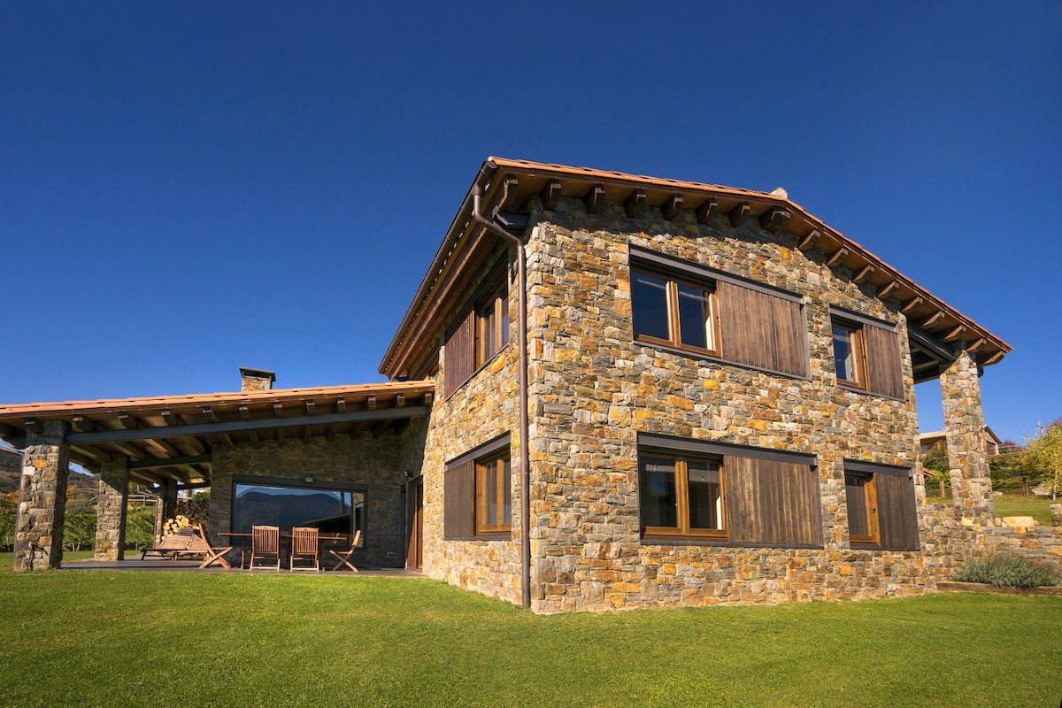 CampellesHouse II – Vall de Núria – Ripollès gallery image 2
