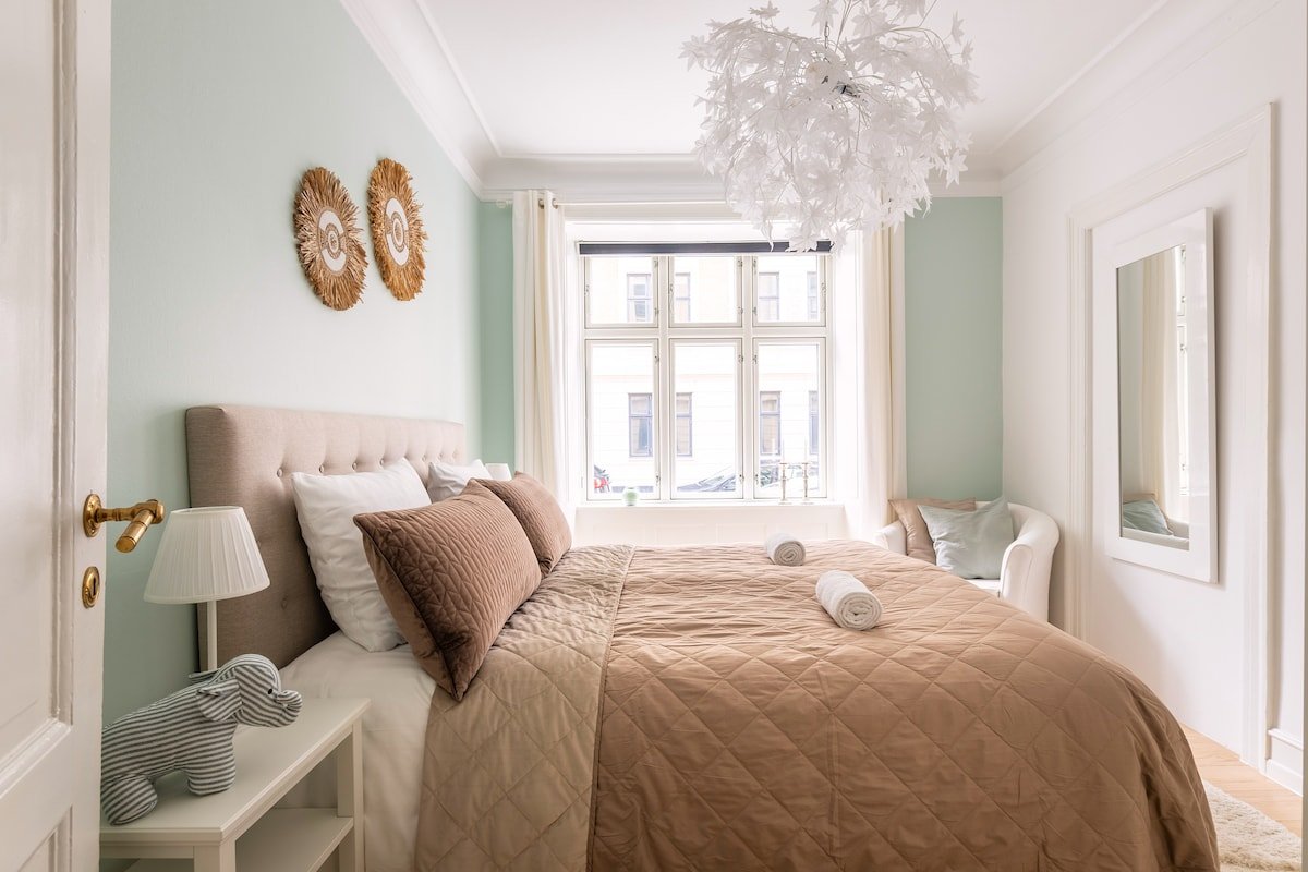 Family 2BR Flat By The Lakes gallery image 4