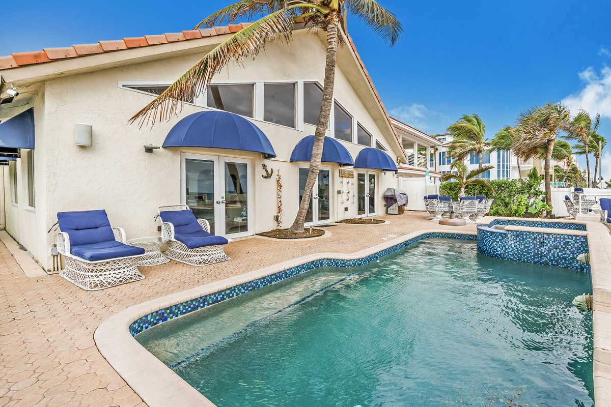 Oceana Blue / Beach Front / Pool / Bar / Relax