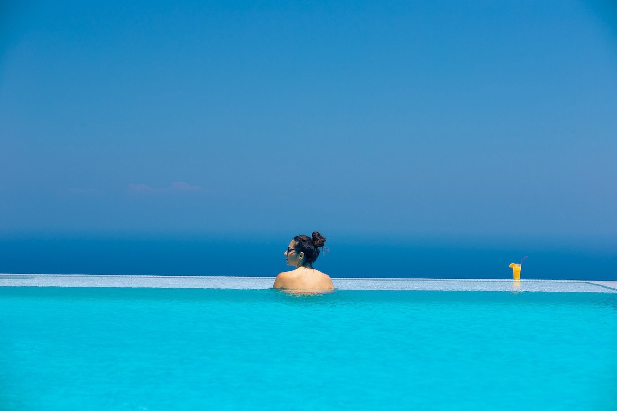 Eos Villa: Santorini villa with private pool gallery image 3