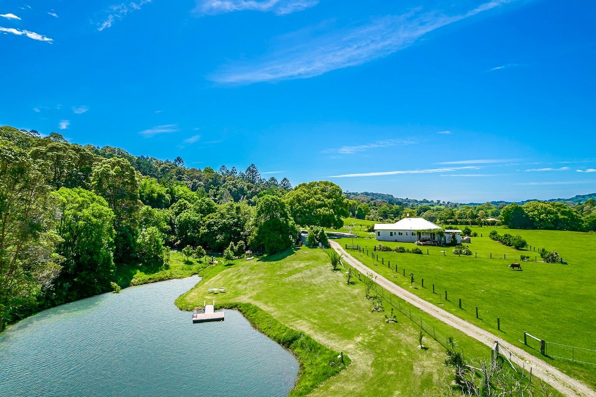 The Vale • Luxury Farmstay & Animal Sanctuary gallery image 4