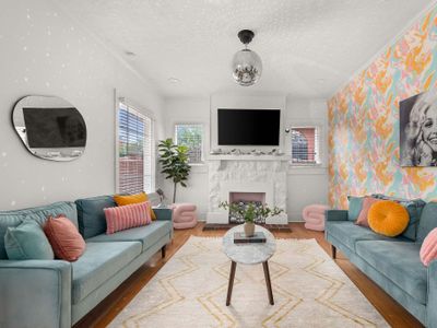 The Dolly House on Music Row • 4BR • Sleeps 12