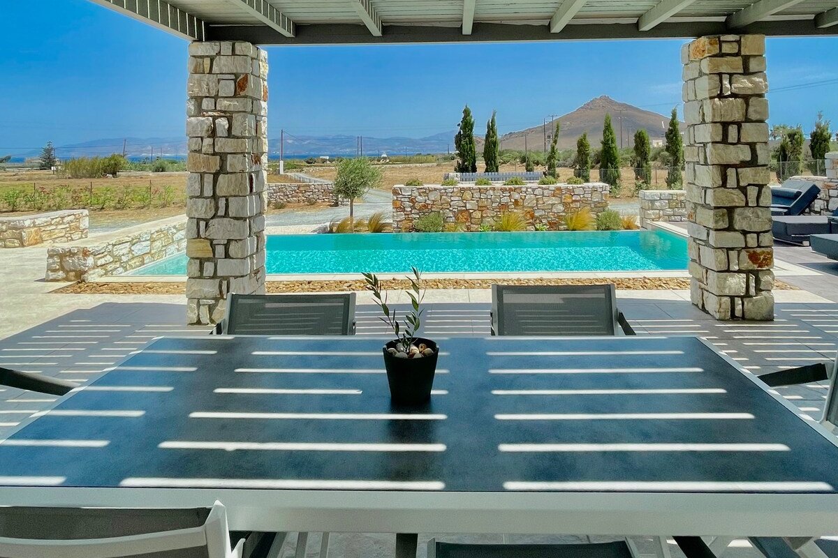 Il SOGNO Villas (1+2+3) Paros for 22 guests gallery image 3