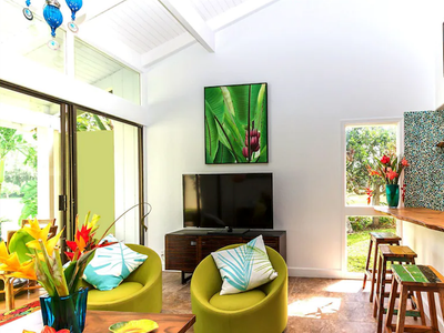 Turtle Bay 4BR (Renovated Adjoining Townhouses)